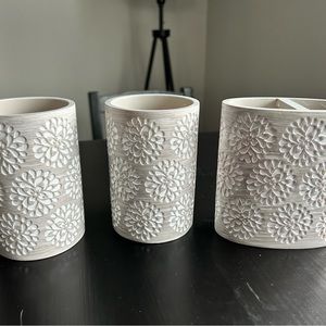 Toothbrush holders/bathroom decor